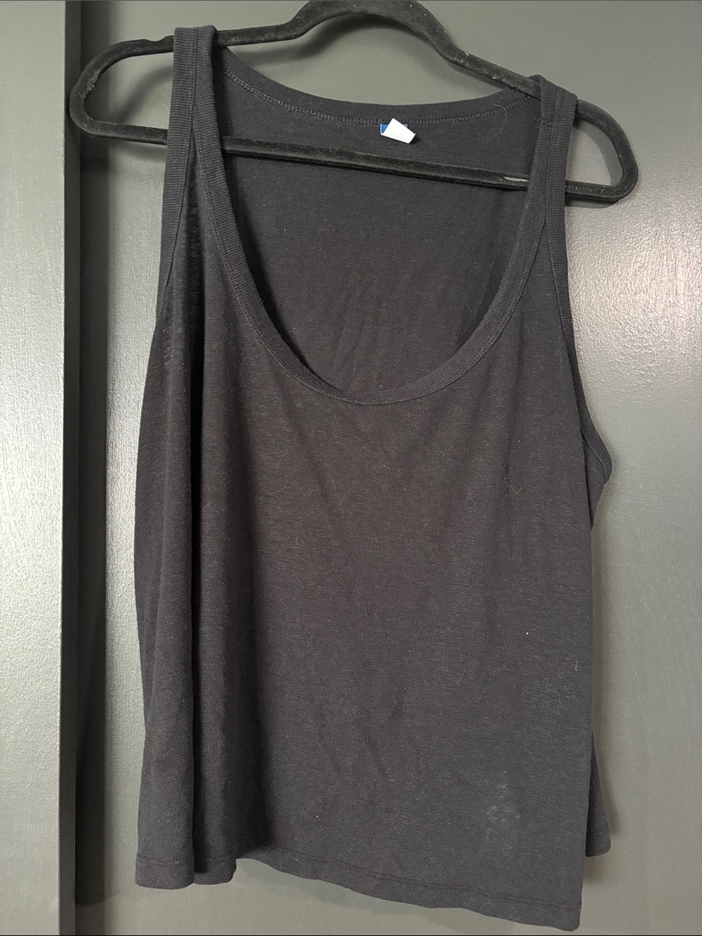 Old Navy Black Scoop Neck Women’s Tank Top
